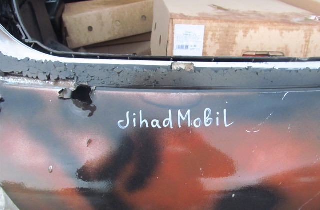 Славянск. Семеновка. Побоище. Дневник личного корреспондента полевого командира Моторолы Славянск. Семеновка. Побоище. Дневник личного корреспондента полевого командира Моторолы