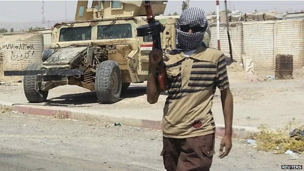 Боевики в Ираке захватили четвертый за два дня город Боевики в Ираке захватили четвертый за два дня город