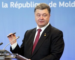 Порошенко признал невозможность военной победы над восточными регионами