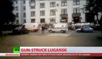 По крайней мере, пять человек убито после того, как самолет-истребитель атаковал здание горадминистрации в Луганске.
