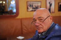 Родина! А они кричат: «Уродина!»