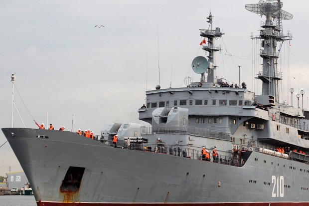 Франция вооружает Россию «по заветам Ильича» Франция вооружает Россию «по заветам Ильича»