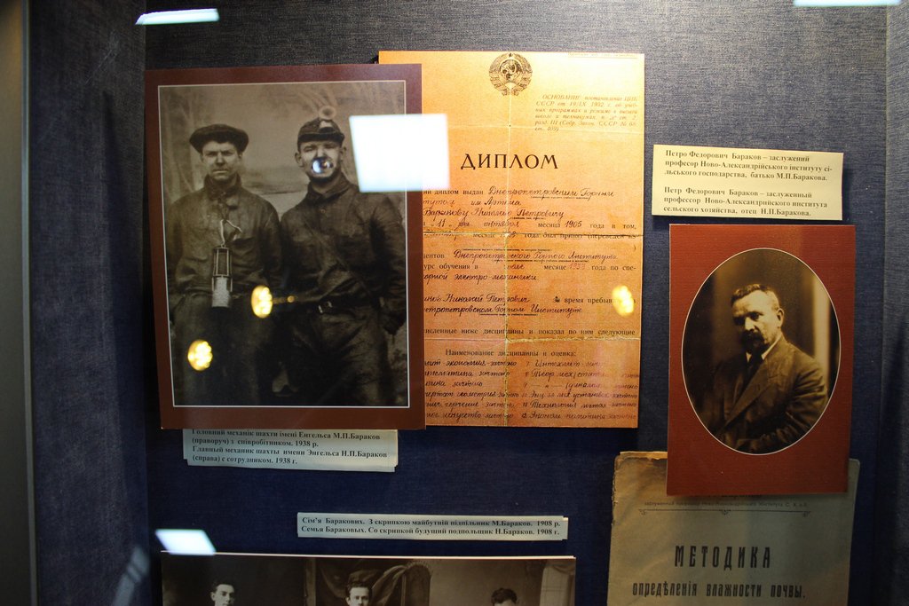 Армия ЛНР - духовные наследники героев Краснодона Армия ЛНР - духовные наследники героев Краснодона