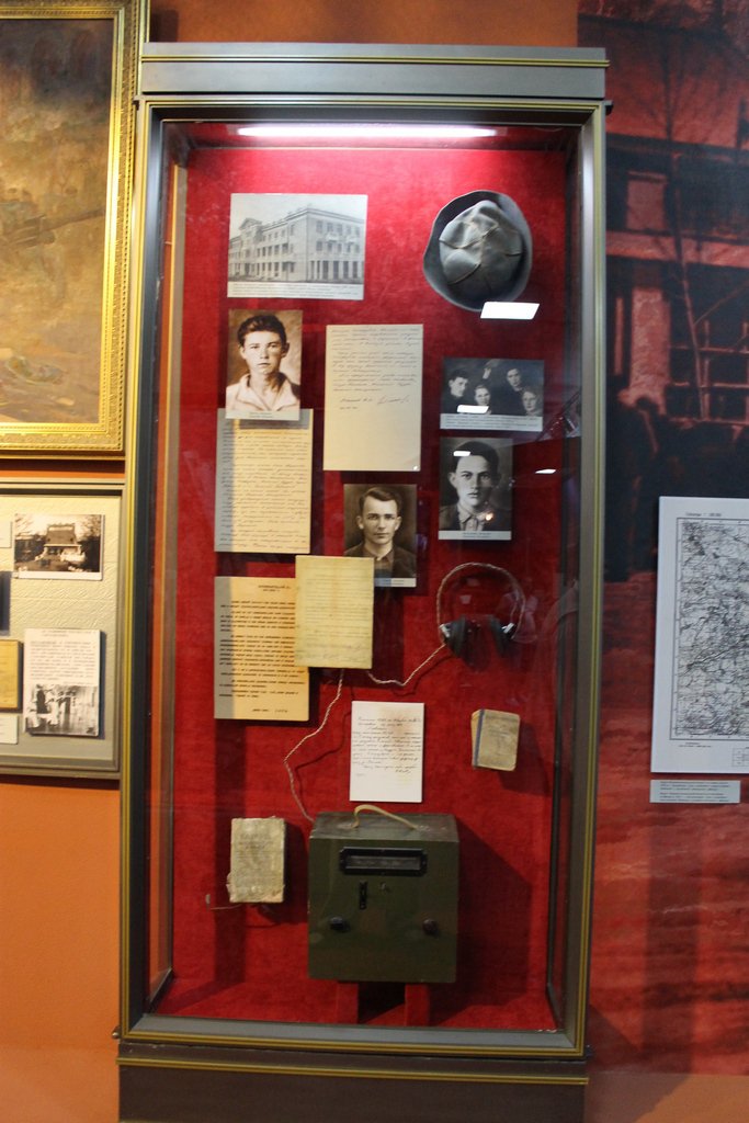 Армия ЛНР - духовные наследники героев Краснодона Армия ЛНР - духовные наследники героев Краснодона