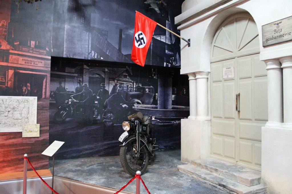 Армия ЛНР - духовные наследники героев Краснодона Армия ЛНР - духовные наследники героев Краснодона