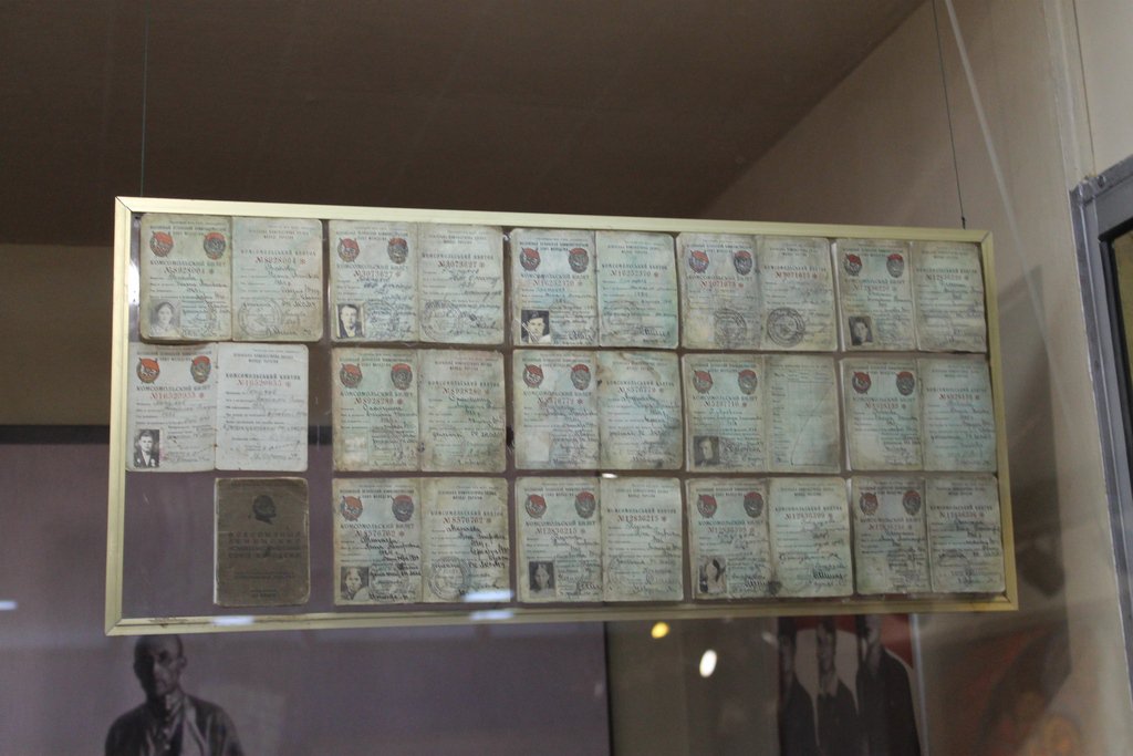 Армия ЛНР - духовные наследники героев Краснодона Армия ЛНР - духовные наследники героев Краснодона