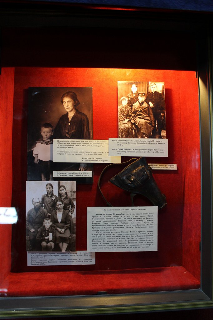 Армия ЛНР - духовные наследники героев Краснодона Армия ЛНР - духовные наследники героев Краснодона