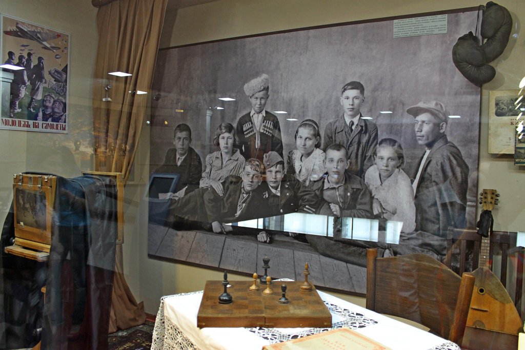 Армия ЛНР - духовные наследники героев Краснодона Армия ЛНР - духовные наследники героев Краснодона