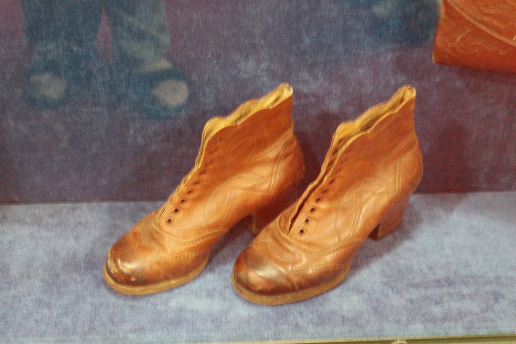 Армия ЛНР - духовные наследники героев Краснодона Армия ЛНР - духовные наследники героев Краснодона