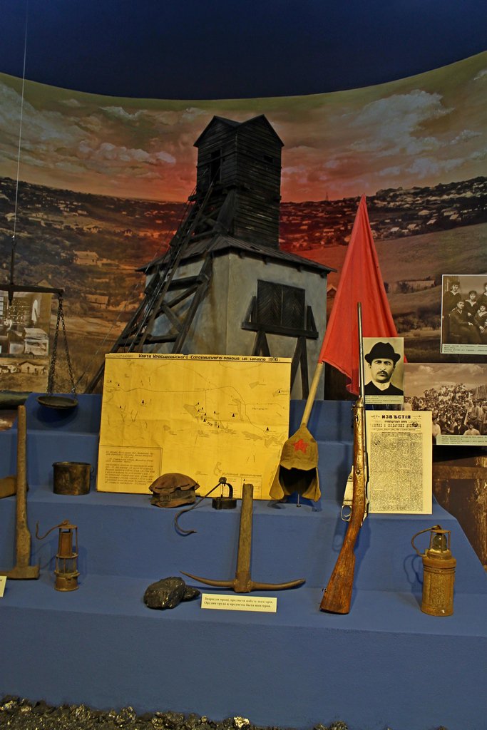 Армия ЛНР - духовные наследники героев Краснодона Армия ЛНР - духовные наследники героев Краснодона