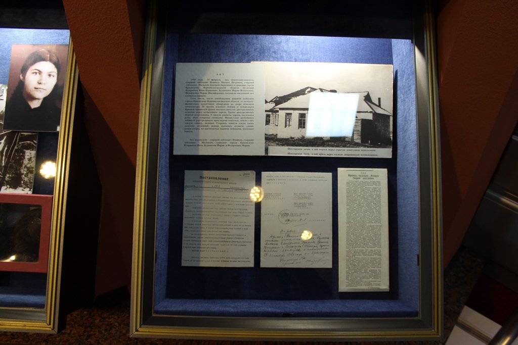 Армия ЛНР - духовные наследники героев Краснодона Армия ЛНР - духовные наследники героев Краснодона