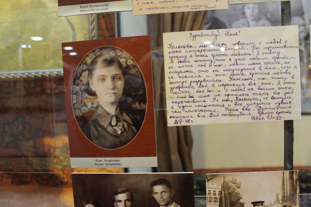 Армия ЛНР - духовные наследники героев Краснодона Армия ЛНР - духовные наследники героев Краснодона