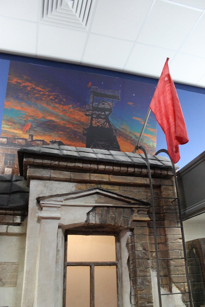 Армия ЛНР - духовные наследники героев Краснодона Армия ЛНР - духовные наследники героев Краснодона