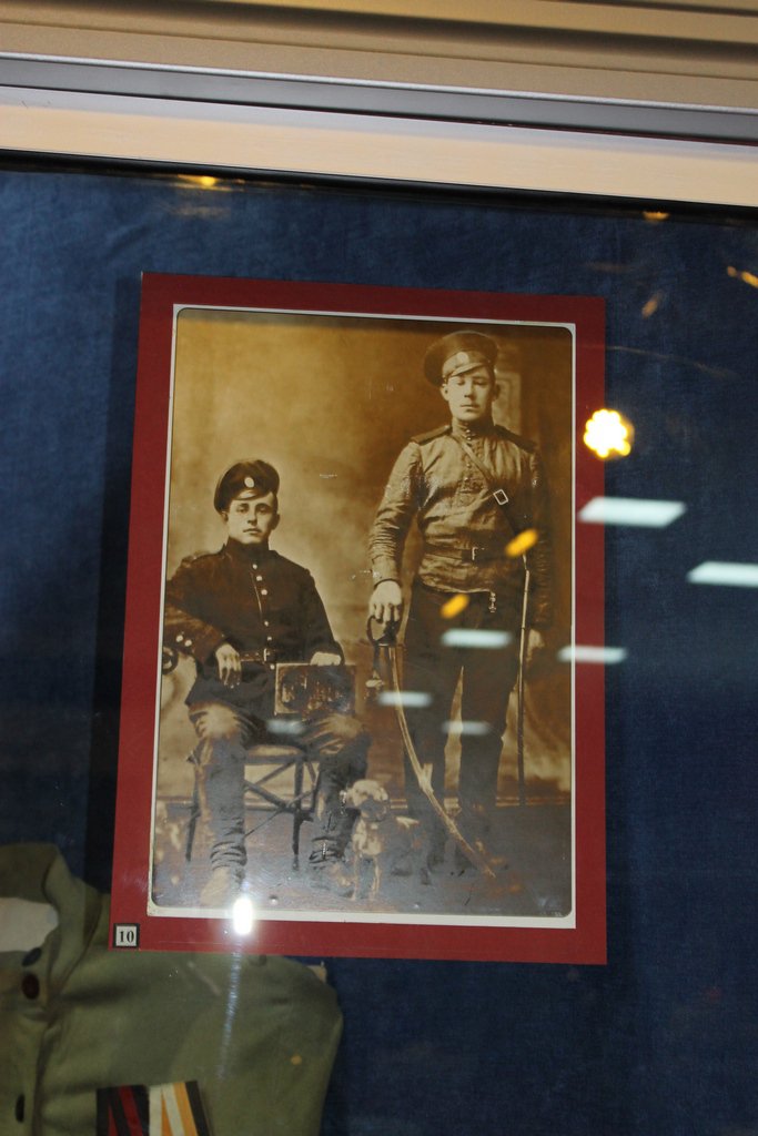 Армия ЛНР - духовные наследники героев Краснодона Армия ЛНР - духовные наследники героев Краснодона