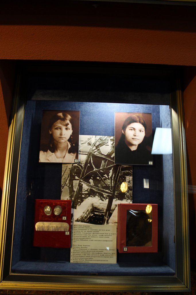 Армия ЛНР - духовные наследники героев Краснодона Армия ЛНР - духовные наследники героев Краснодона