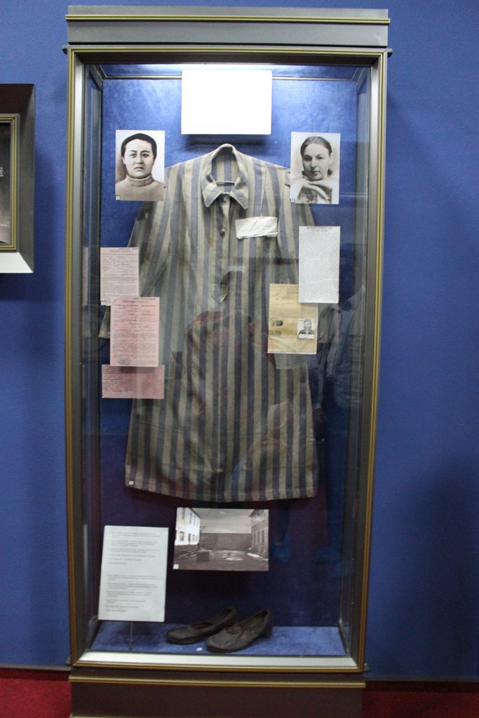 Армия ЛНР - духовные наследники героев Краснодона Армия ЛНР - духовные наследники героев Краснодона