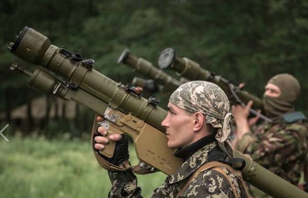 Ополчение заявляет об очередном сбитом штурмовике Су-25 украинских ВВС Ополчение заявляет об очередном сбитом штурмовике Су-25 украинских ВВС