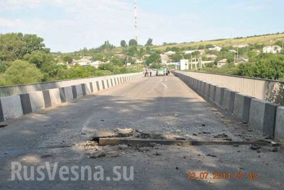 Летний «мостопад» на Донбассе: в Зугрэсе и Подгоровке взорваны мосты Летний «мостопад» на Донбассе: в Зугрэсе и Подгоровке взорваны мосты