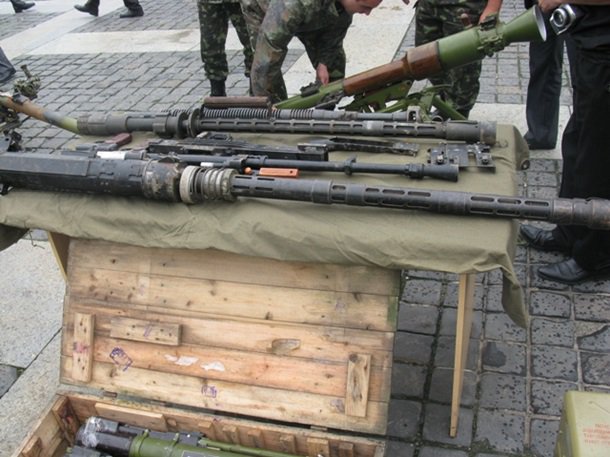 Дипломатам показали доказательства российской техники в Украине