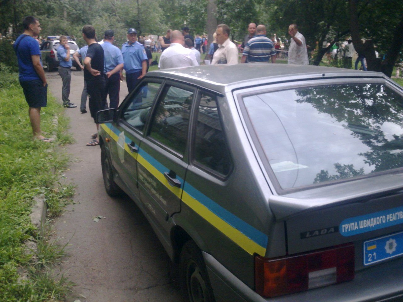 В Харькове неизвестный расстрелял инкассаторов: трое погибли В Харькове неизвестный расстрелял инкассаторов: трое погибли