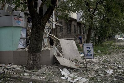 Луганск: последствия обстрела центра города 18.07.2014 18+ Луганск: последствия обстрела центра города 18.07.2014 18+