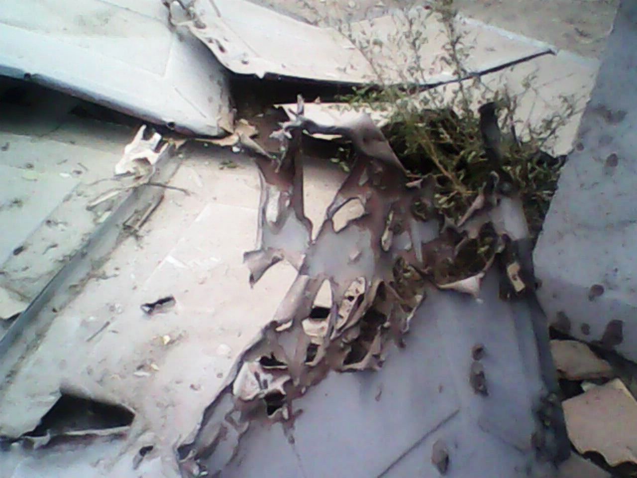 Луганск: последствия обстрела центра города 18.07.2014 18+ Луганск: последствия обстрела центра города 18.07.2014 18+