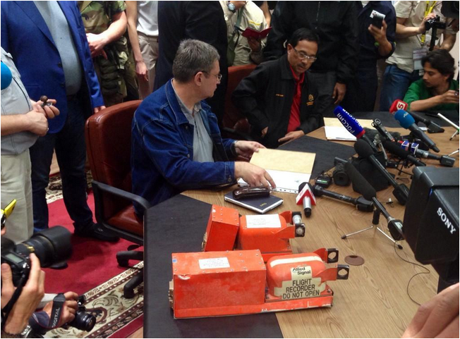 Ополченцы передали «чёрные ящики» экспертам из Малайзии