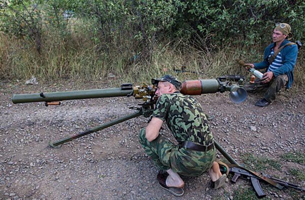 Ополченцы и их оружие Ополченцы и их оружие