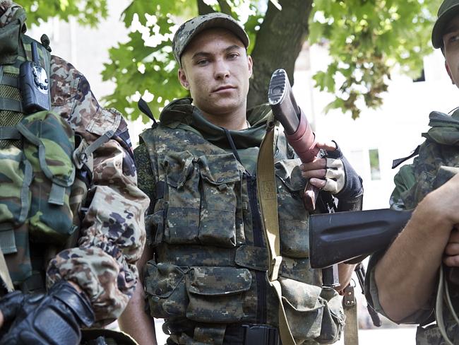 Донецкие повстанцы глазами журналистов Руперта Мердока Донецкие повстанцы глазами журналистов Руперта Мердока