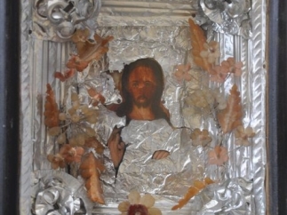 На Украине икона начала лить кровавые слезы На Украине икона начала лить кровавые слезы