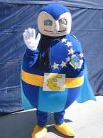 Каратели уничтожают жителей Юго-Востока ради защиты европейских педерастических ценностей