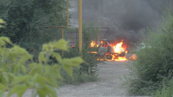 Руины, слезы матерей, кровь на детских игрушках... Наблюдатели ОБСЕ в Луганске (фото/видео 18+)