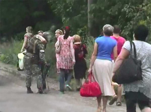 Донбасс не станет на колени перед карателями!! ФОТОГАЛЕРЕЯ!