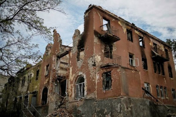 Донбасс не станет на колени перед карателями!! ФОТОГАЛЕРЕЯ!