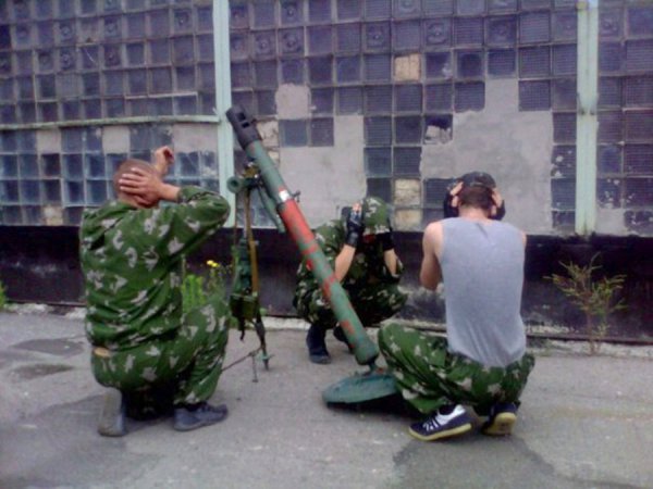 Донбасс не станет на колени перед карателями!! ФОТОГАЛЕРЕЯ!