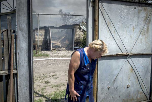 Донбасс не станет на колени перед карателями!! ФОТОГАЛЕРЕЯ!