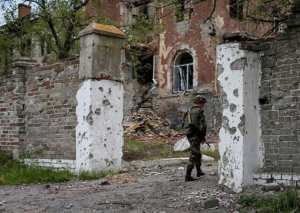 Донбасс не станет на колени перед карателями!! ФОТОГАЛЕРЕЯ!