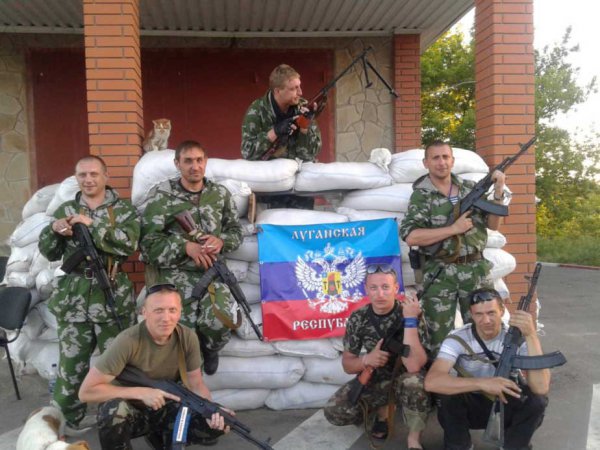 Донбасс не станет на колени перед карателями!! ФОТОГАЛЕРЕЯ!