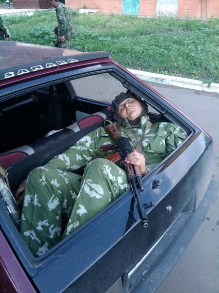 Донбасс не станет на колени перед карателями!! ФОТОГАЛЕРЕЯ!