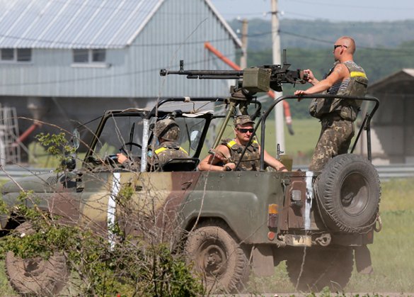 Бандеровцев возмущает, что Россия спасает