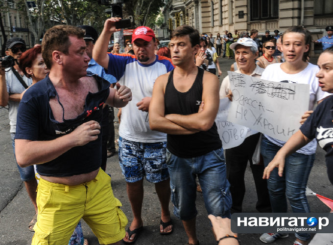 Одесса «просыпается»: «антимайдановцы» побили оппонентов за песню о Путине Одесса «просыпается»: «антимайдановцы» побили оппонентов за песню о Путине