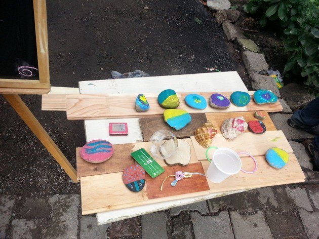 В Ивано-Франковске для сбора денег на армию используют детей 4-10 лет В Ивано-Франковске для сбора денег на армию используют детей 4-10 лет