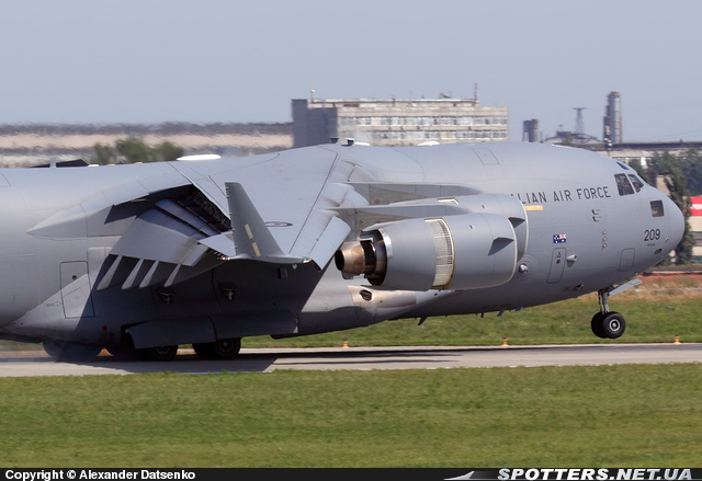 Над Харьковом замечена стратегическая авиация НАТО