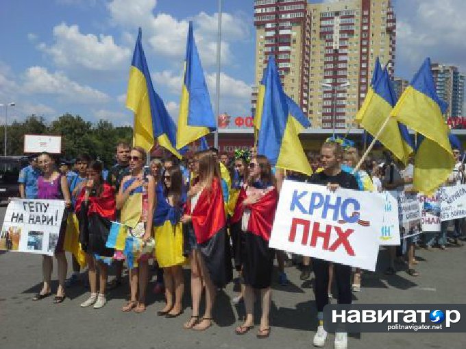 Кернес готовится провозгласить Харьковскую народную республику 23 августа, — активисты (ФОТО) Кернес готовится провозгласить Харьковскую народную республику 23 августа, — активисты (ФОТО)