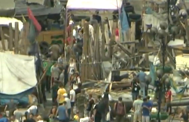 На майдане обнаружили взрывчатку На майдане обнаружили взрывчатку