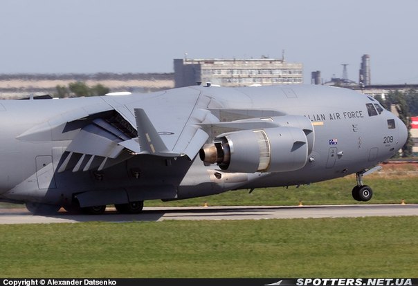 Стратегические транспортники стран Запада зачастили в Харьков