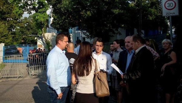 Венгерская и русинская общины Закарпатья объединяют свои усилия в борьбе за федерализацию Венгерская и русинская общины Закарпатья объединяют свои усилия в борьбе за федерализацию