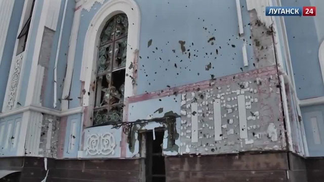 В Горловке обстрелян православный храм: есть раненые В Горловке обстрелян православный храм: есть раненые