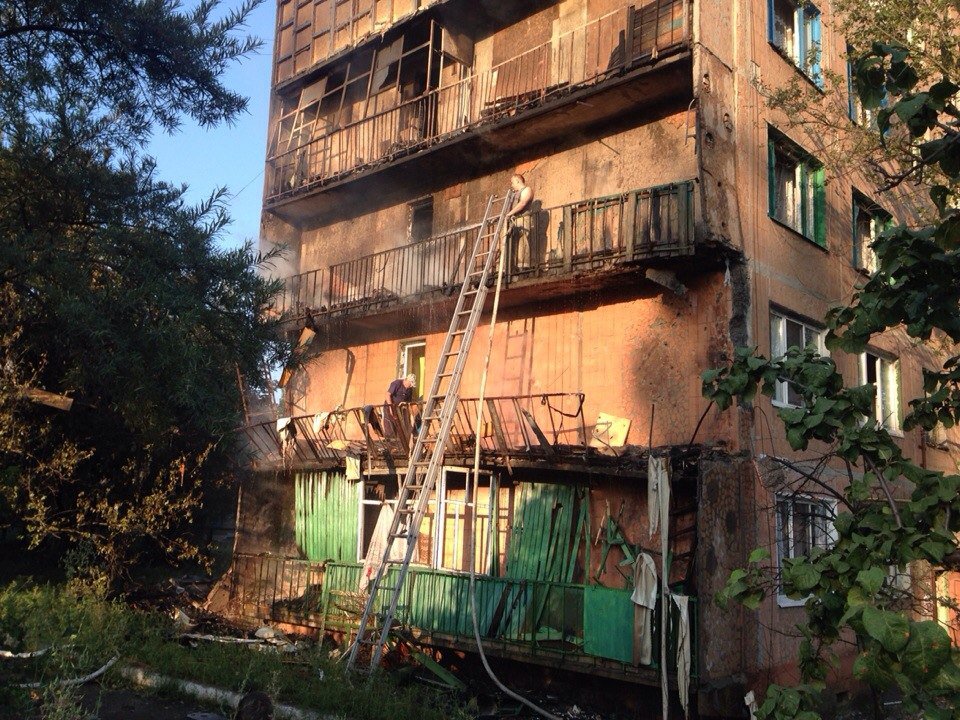 Поселок Гольма под Горловкой, последствия обстрела украинских карателей, 10 августа Поселок Гольма под Горловкой, последствия обстрела украинских карателей, 10 августа