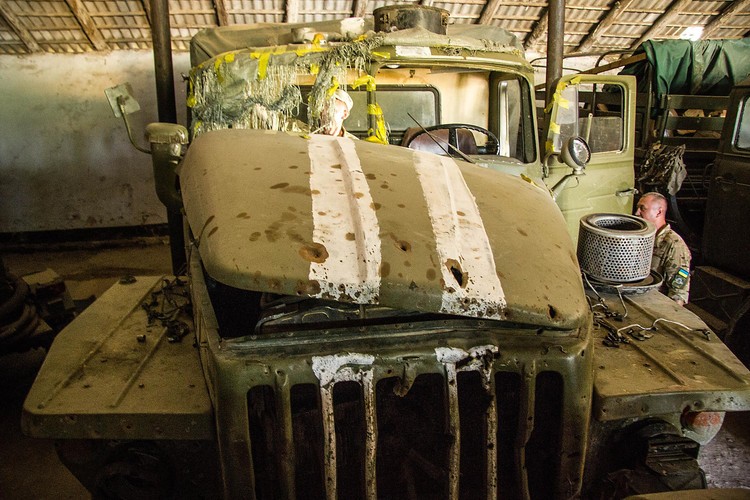 "Мы отброшены назад в апрель" (Фото) "Мы отброшены назад в апрель" (Фото)